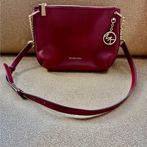 Michael Kors Brand New Brandy Messenger Leather Crossbody with Gold Hardware